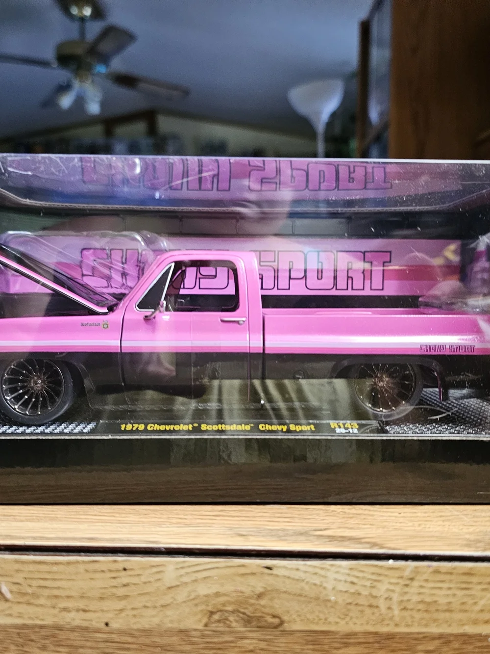 M2 Machines 1979 Chevrolet Scottsdale Chevy Sport Pink Die-Cast Truck
